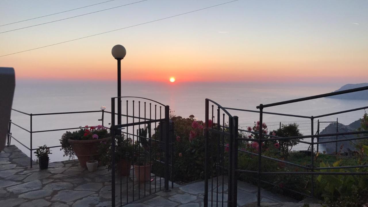 Albergo Luna Di Marzo Volastra Dış mekan fotoğraf